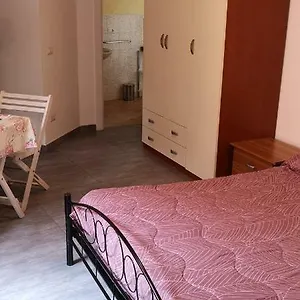 monolocale-marola.hotelitalianriviera.com/