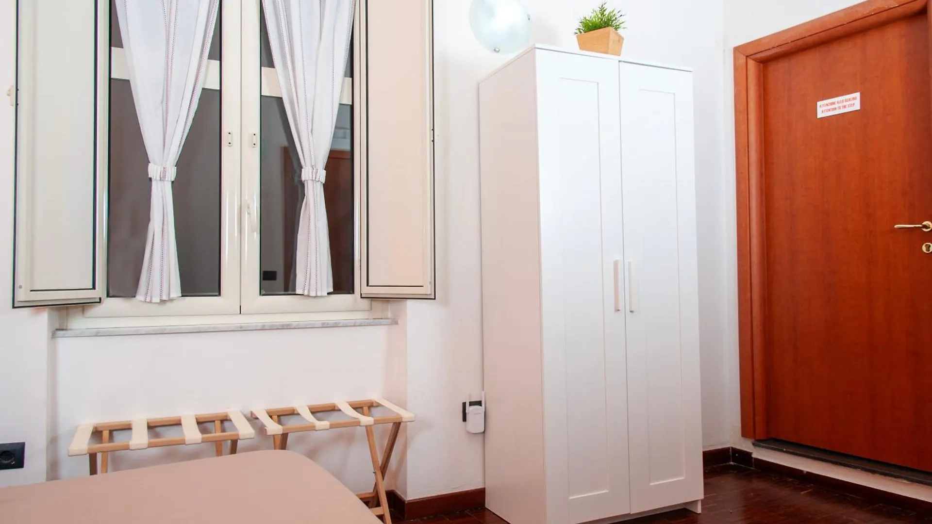 Couette-café Palazzo Carafa Della Spina Room And Apartment Naples